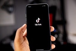 How to change region in TikTok to watch other videos