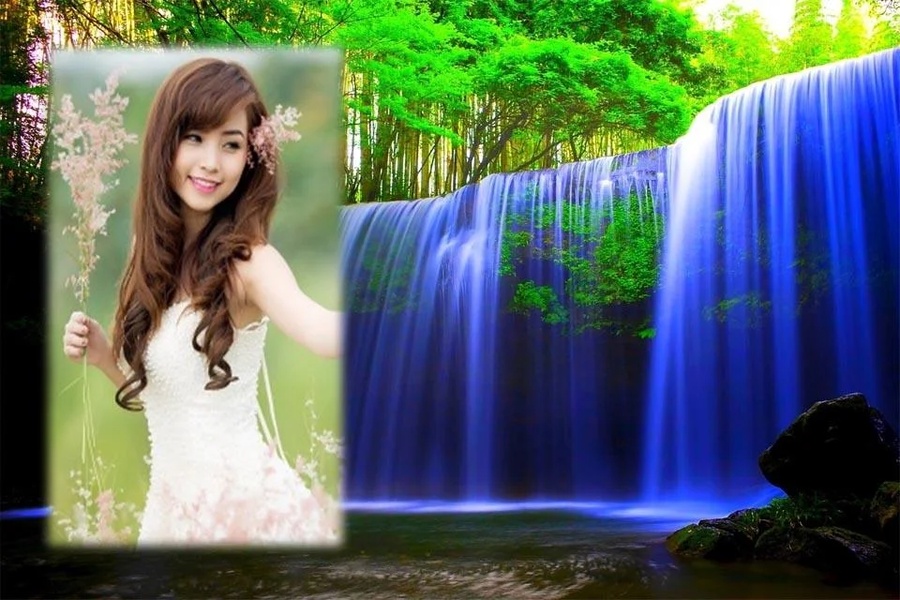 Waterfall Photoframe - Preview 1