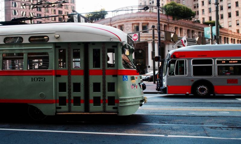 Pictures and backgrounds of buses around the world - Preview 4