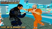 Supermarket Prisoner Escape 3D screenshot 4