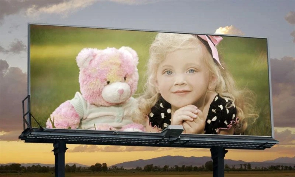 Hoarding Photo Frames - Preview 3