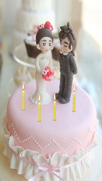 Cake and Candle - Preview 1