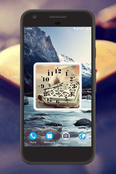 Locket Clock Live Wallpaper - Preview 5