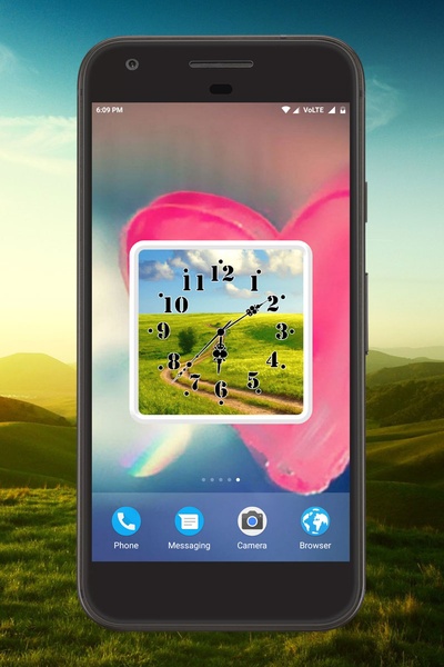 Green Hill Clock Live Wallpaper - Preview 4