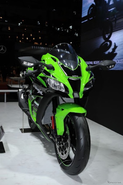 壁紙 Kawasaki Ninja ZX10r WallpaperのAndroid - UptodownからAPKを