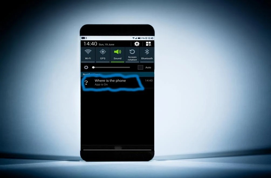 Where is the phone - Preview 3