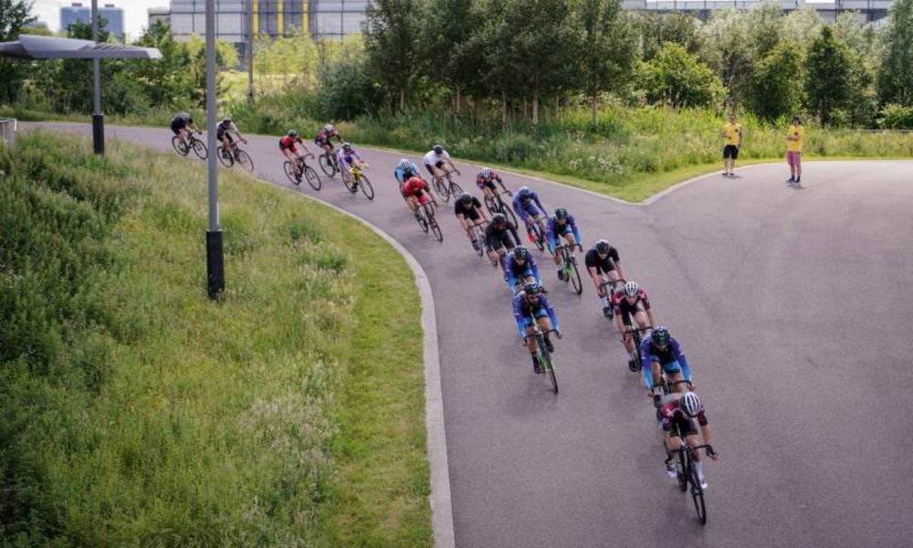The most beautiful pictures and backgrounds of bikes of all kinds 4k - Preview 3