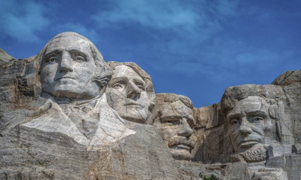photos of historical places around the world 4k - Preview 5