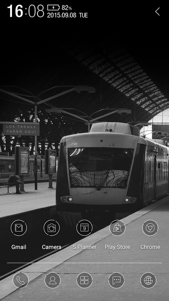 Waiting for Train - Preview 8