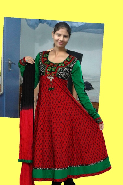 Salwar Suit Photo - Preview 3