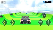 Mega Ramps Luxury Car screenshot 3