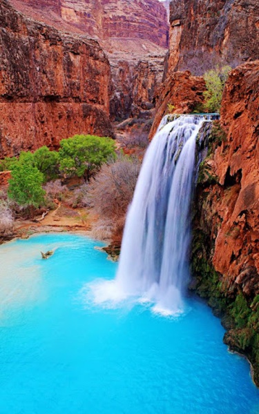 Wild Waterfalls Live Wallpaper - Preview 5