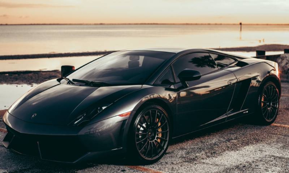 Pictures and backgrounds of cars with all their models - Preview 4