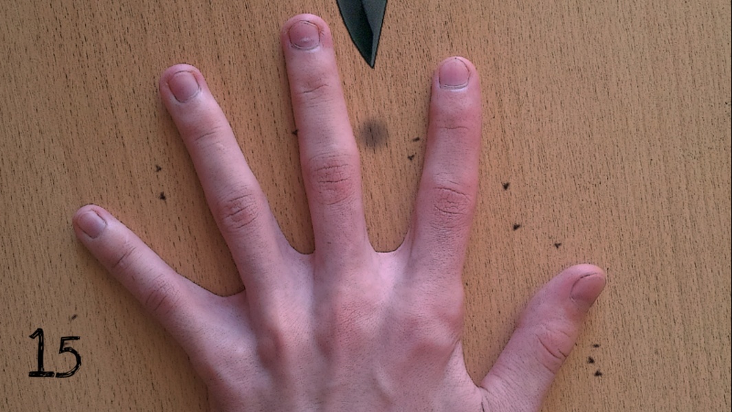 4 Fingers - Preview 1