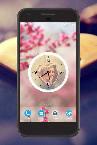 Locket Clock Live Wallpaper - Preview 3