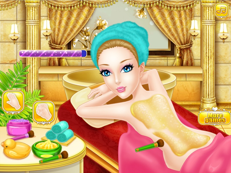 Bathing Spa Pregnant Queen - Preview 4