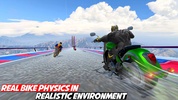 Superhero Bike Game Stunt Race screenshot 4