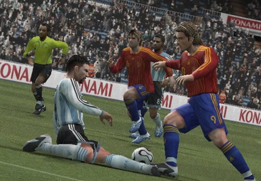 Pes 5 Vs Pes 6: Which One is Better and How to Play Them on PC