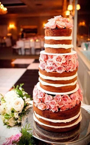 Wedding Cakes Puzzle - Preview 3