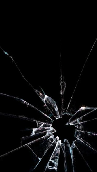 Cristal Broken - Preview 1