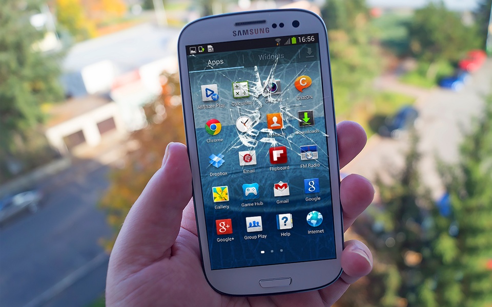 Cracked Phone Screen Prank - Preview 1