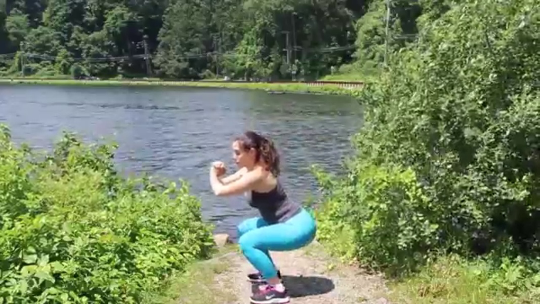 Tight Round Booty At Home - Preview 1