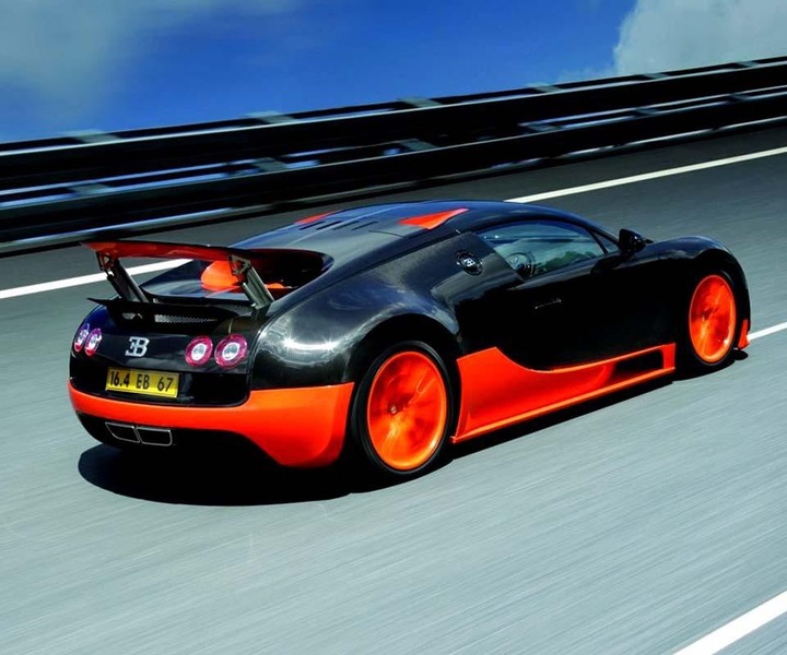 Bugatti Veyron Racing - Preview 5