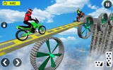 Superhero Bike Stunt Master 3D screenshot 1